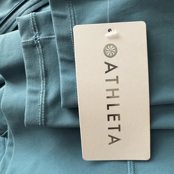 SET- Athleta Women's Salutation Set! - Picture 5 of 10